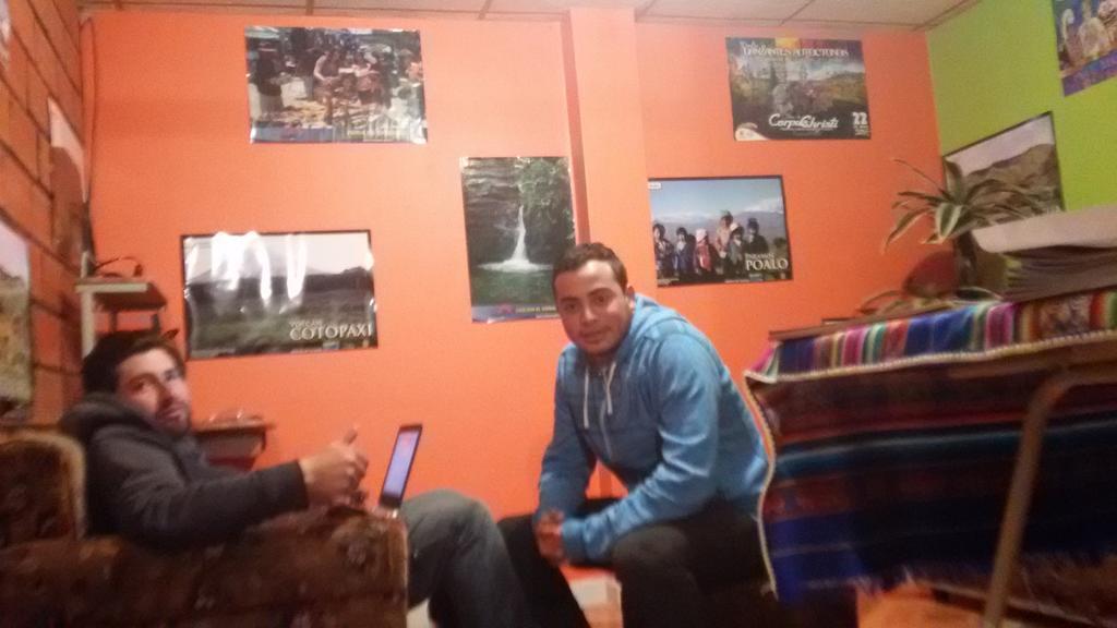 Hostel Sendero De Volcanes Latacunga Extérieur photo