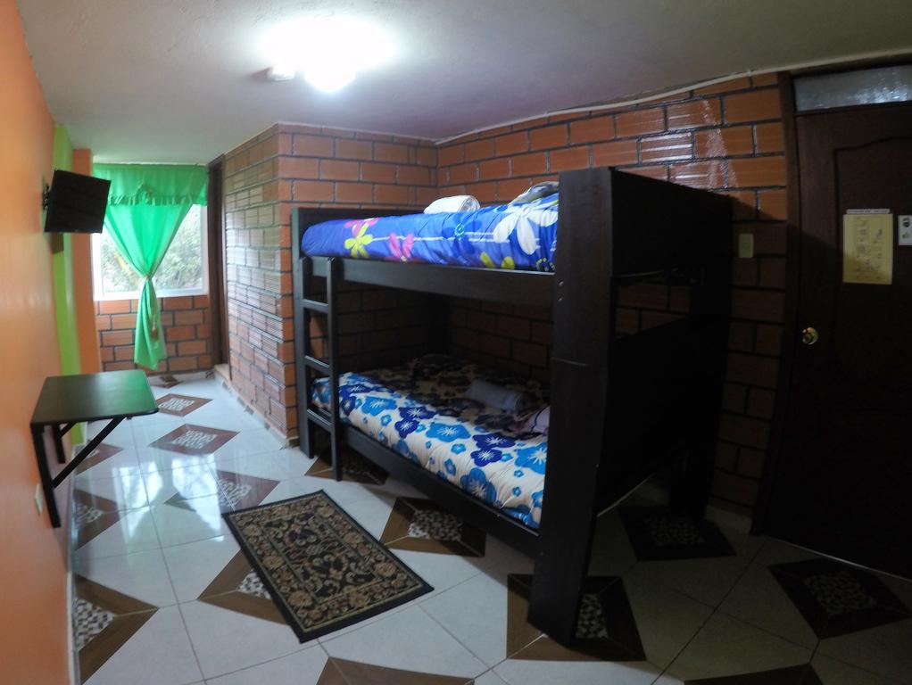Hostel Sendero De Volcanes Latacunga Extérieur photo